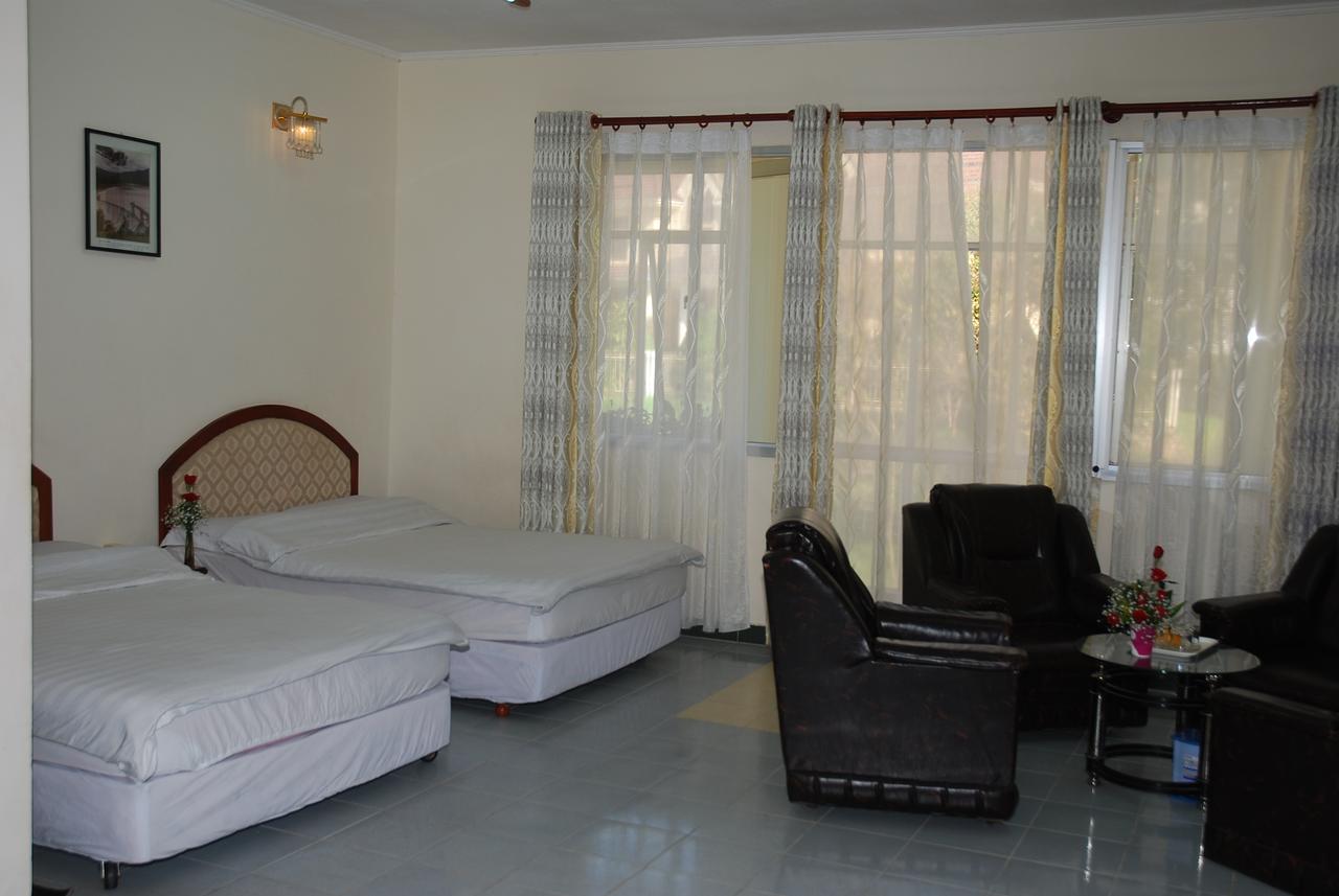 A Dong Hotel Dalat Exterior foto